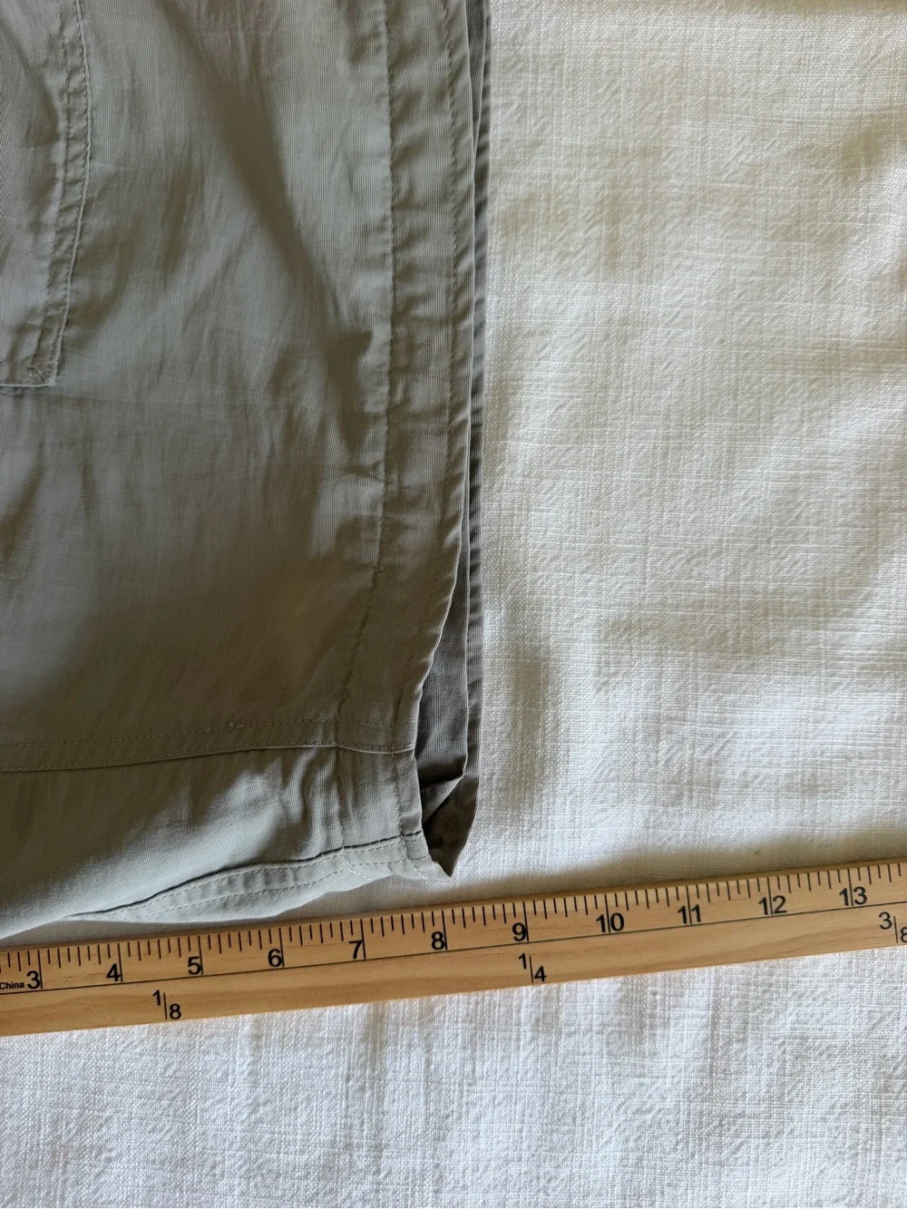 The North Face Light Gray Men’s Shorts (without leg Extensions)